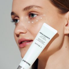 Medi-Peel Peptide 9 Aqua Essence Lifting Eye Cream – крем для шкіри навколо очей