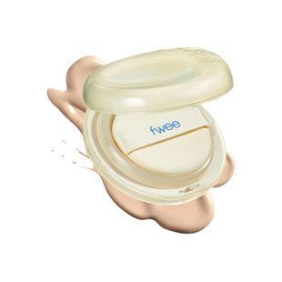 FWEE Cushion Egg-fit Cover &ndash; тональний кушон з натуральним фінішем