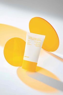 Celimax Pore+Dark Spot Brightening Care Sunscreen &ndash; освітлювальний сонцезахисний крем SPF50+ PA++++