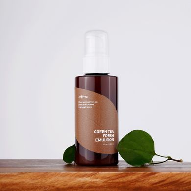 Isntree Green Tea Fresh Emulsion &ndash; зволожуюча емульсія з зеленим чаєм 120 мл