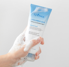Isntree Hyaluronic Acid Low pH Cleansing Foam – пінка для вмивання