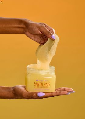 Tree Hut Santal Haze Sugar Scrub &ndash; цукровий скраб для тіла з ароматом гвоздики, сандалового дерева та кедра