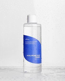 Isntree Hyaluronic Acid Toner &ndash; зволожуючий тонер з гіалуроновою кислотою