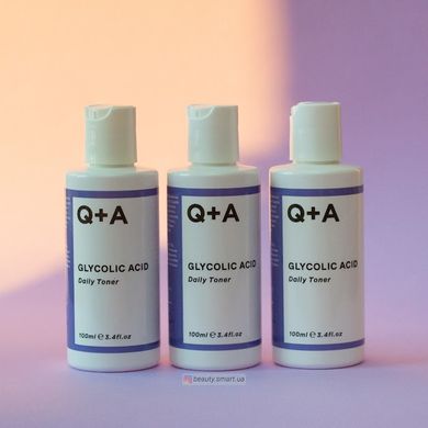 Q+A Skin набір для сяяння шкіри: гліколевий тонер, сироватки з вітаміном С і кофеїном