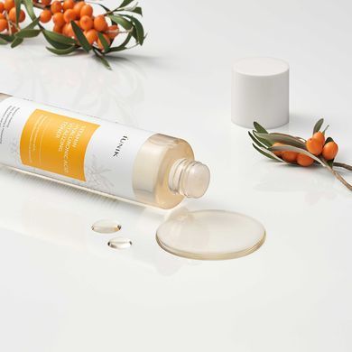 IUNIK Vitamin Hyaluronic Acid Vitalizing Toner &ndash; тонер з вітамінами та обліпихою
