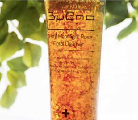 Bueno Pure Moonlight Rose Floral &ndash; пінка для вмивання з пелюстками троянд