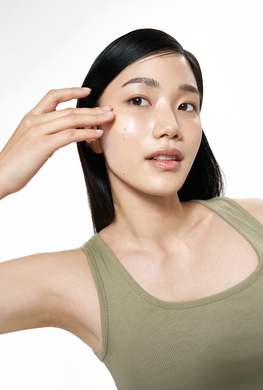 By Wishtrend Matcha & Ceramide Milky Serum &ndash; відновлююча сироватка з матчею та керамідами