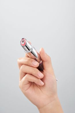 UIQ RejuBiome&trade; EX Lifting Eye Cream &ndash; крем для пружності шкіри навколо очей з LED EMS-аплікатором