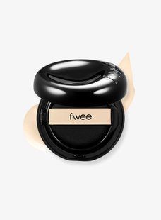 FWEE All-Day Cover Black Cushion &ndash; стійкий кушон з повним покриттям